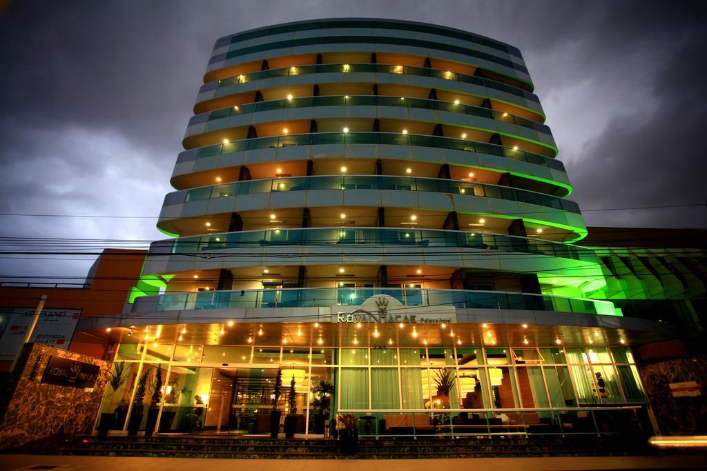 Royal Macaé Palace Hotel Extérieur photo