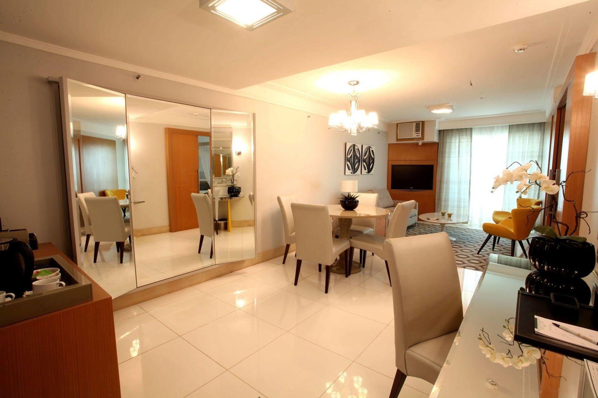 Royal Macaé Palace Hotel Extérieur photo